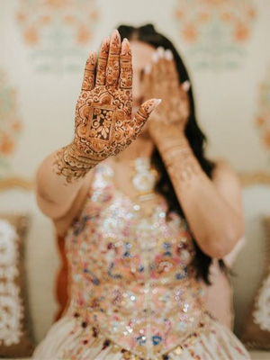 Mehndi Moments